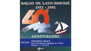 Bagad de LannBihoué  Amazing Grace [upl. by Lahcym]