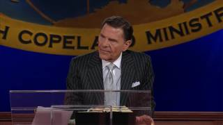 Financial Breakthrough  Kenneth Copeland [upl. by Inama174]